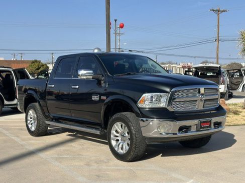 Used 2017 RAM 1500 Laramie Longhorn image 4