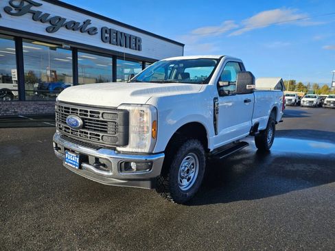 New 2026 Ford F250 XL w/ XL Off-Road Package image 2