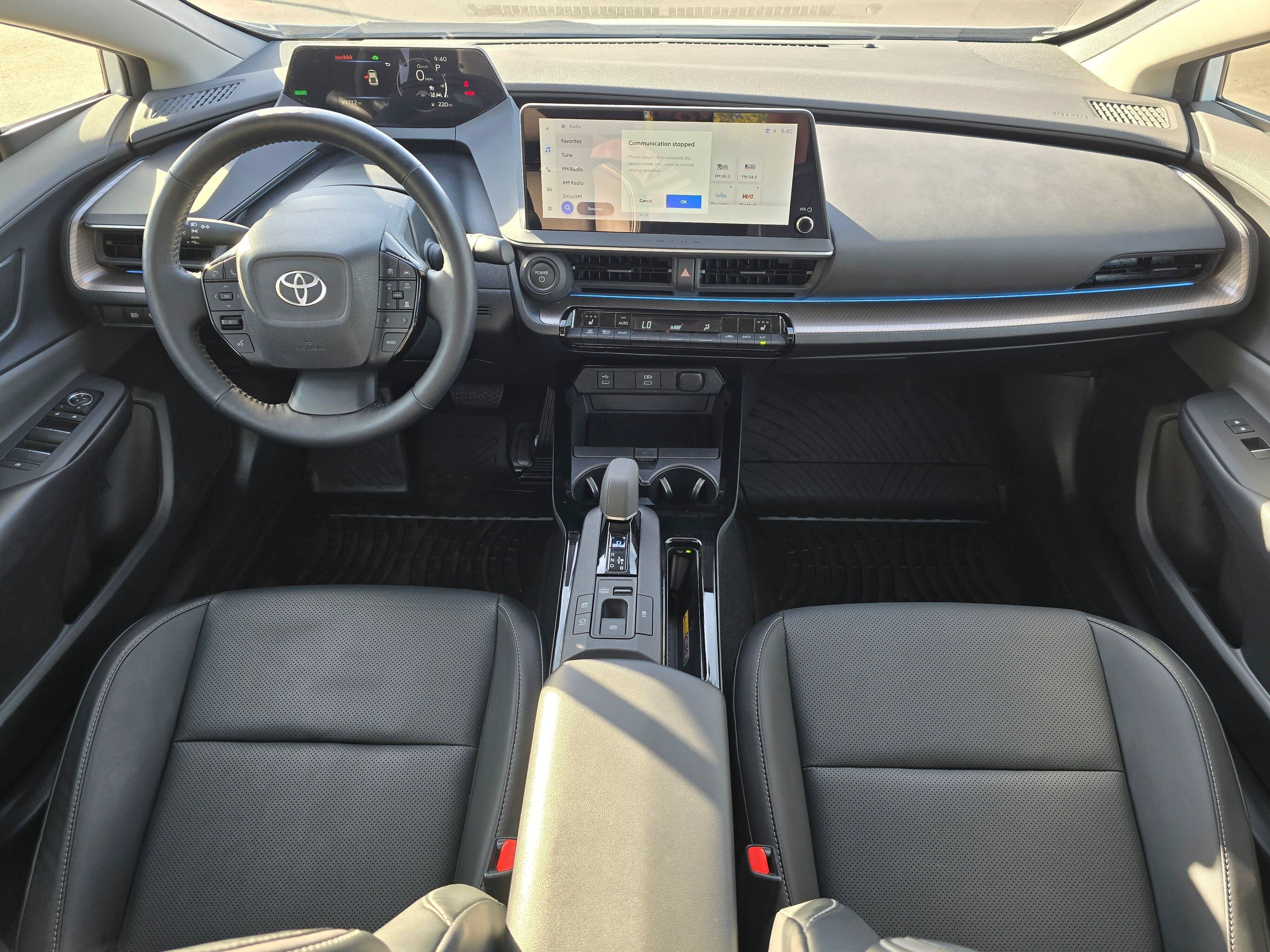 Certified 2025 Toyota Prius XLE FWD image 15