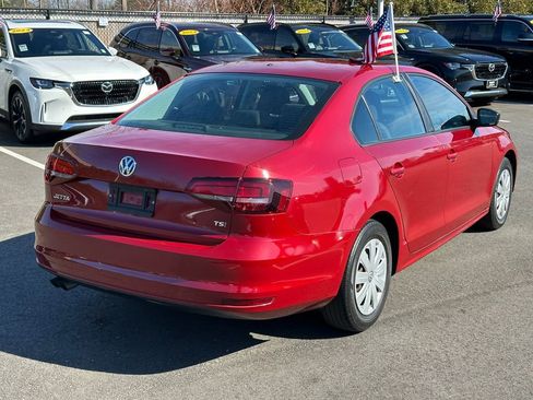 Used 2016 Volkswagen Jetta S image 4