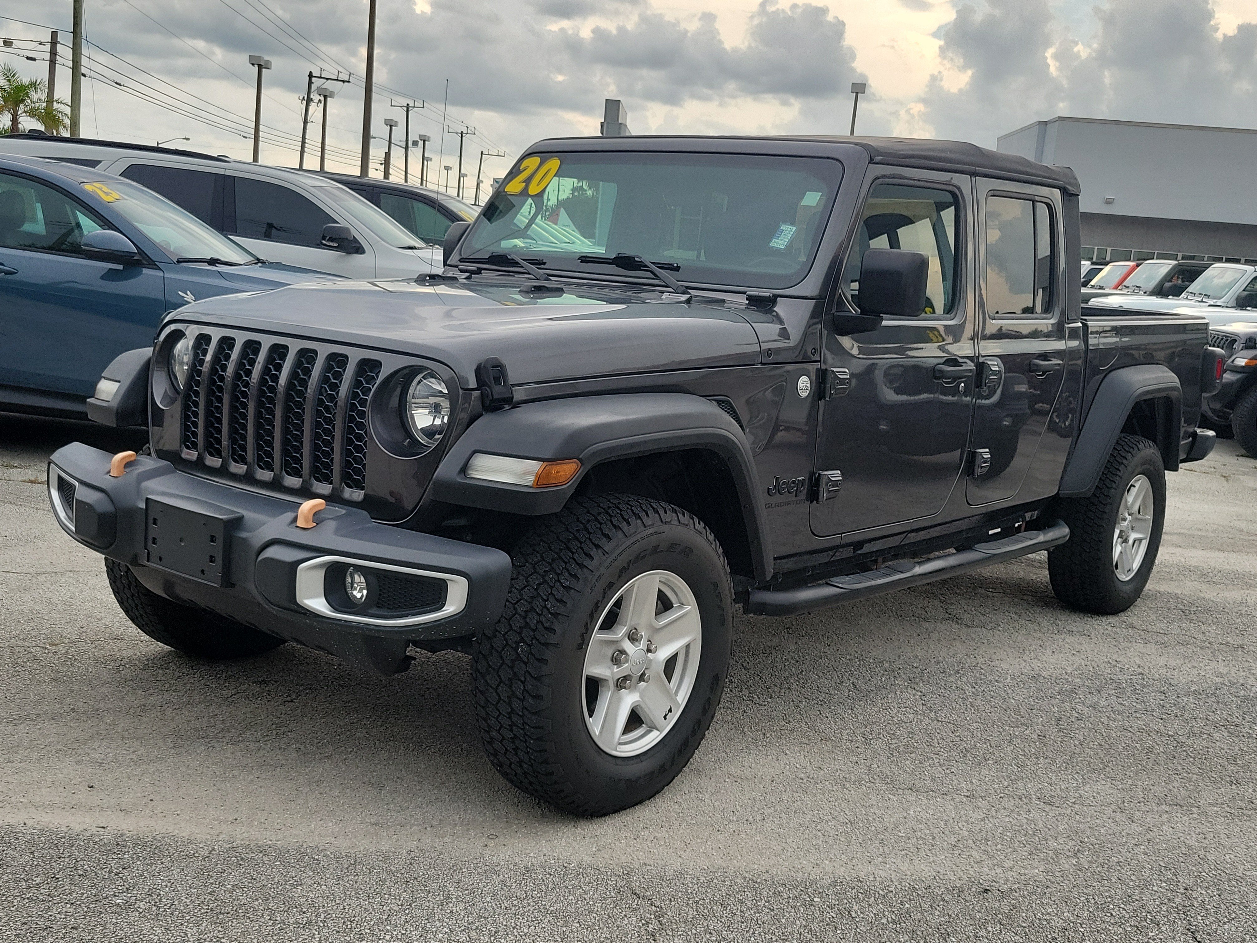 Used 2020 Jeep Gladiator Sport w/ Quick Order Package 24S AWD/4WD image 2