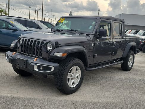 Used 2020 Jeep Gladiator Sport w/ Quick Order Package 24S AWD/4WD image 2