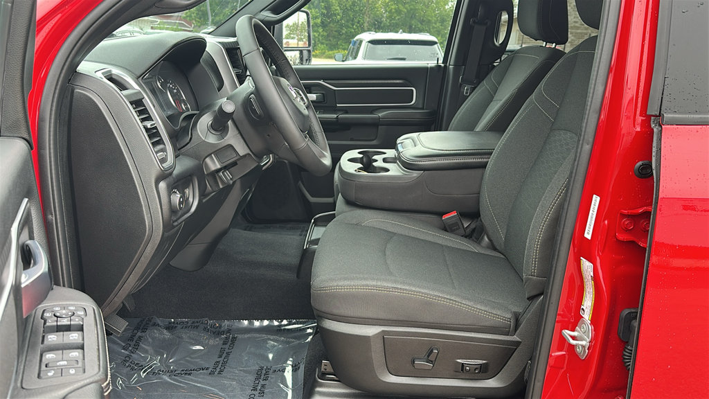 Used 2026 RAM 2500 Big Horn AWD/4WD image 16