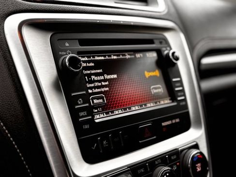 Used 2013 GMC Acadia SLT image 12