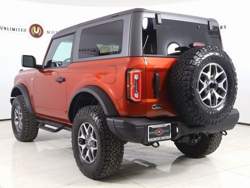 Used 2024 Ford Bronco Badlands image 4