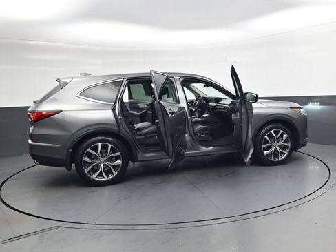 Used 2023 Acura MDX SH-AWD w/ Technology Package image 39