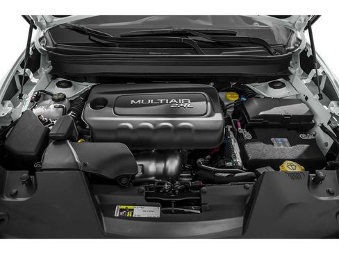 Used 2015 Jeep Cherokee Limited w/ Luxury Group image 10