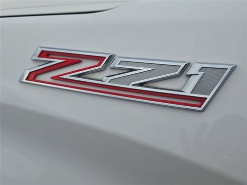 Used 2021 Chevrolet Silverado 1500 LTZ w/ LTZ Premium Package AWD/4WD image 9