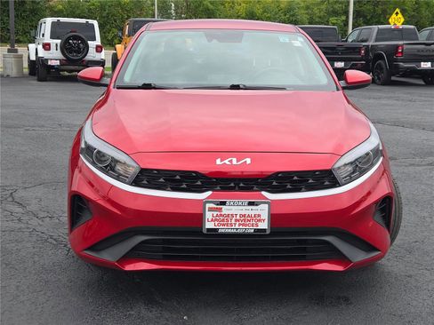Used 2024 Kia Forte LXS image 4