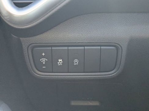 Used 2025 Kia Soul LX image 21