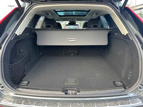 New 2026 Volvo XC60 B5 Ultra w/ Protection Package Premier image 14