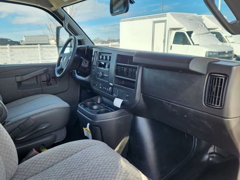New 2025 Chevrolet Express 3500 Work Van w/ Power Convenience Package image 11