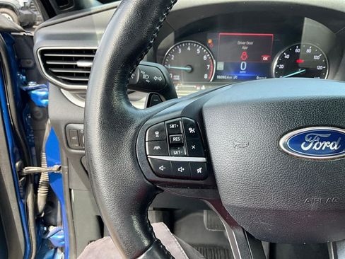 Used 2020 Ford Explorer XLT w/ Equipment Group 202A AWD/4WD image 10