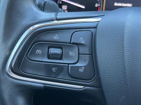 Used 2022 Buick Envision Avenir w/ Technology Package II image 12