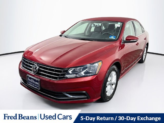Used 2016 Volkswagen Passat 1.8T S FWD image 3