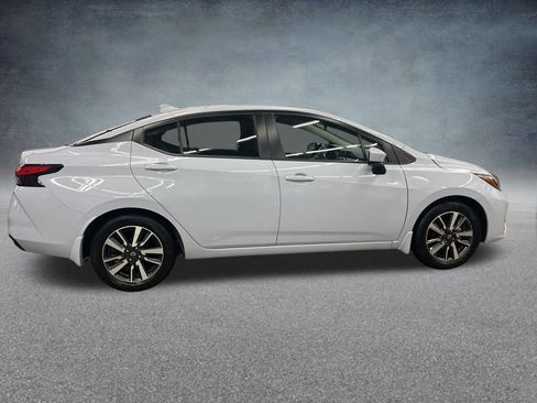New 2025 Nissan Versa SV image 6