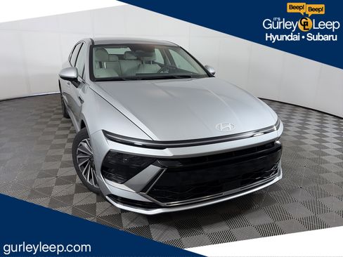 Used 2025 Hyundai Sonata SEL image 1