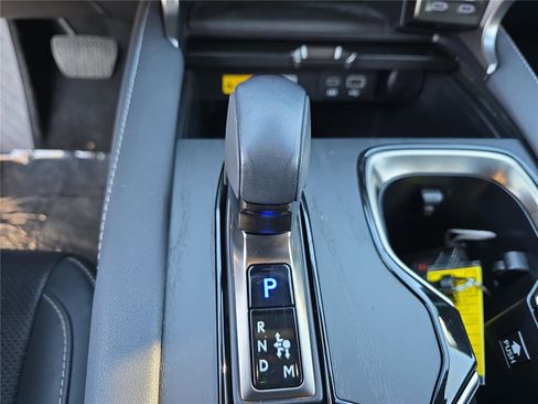 Used 2023 Lexus RX 350 Premium image 17