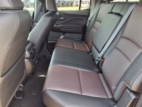 New 2026 Honda Ridgeline Black Edition image 8