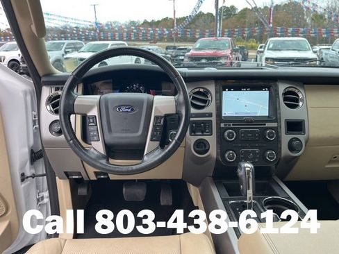 Used 2017 Ford Expedition Limited image 18