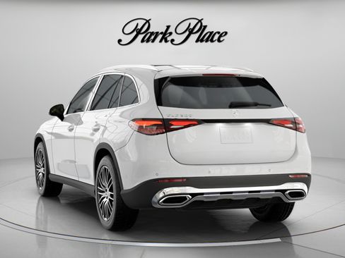 Used 2026 Mercedes-Benz GLC 300 image 15