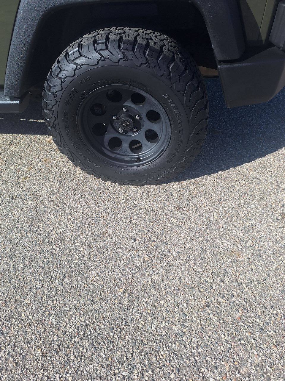 Used 2016 Jeep Wrangler Sport w/ Connectivity Group AWD/4WD image 7