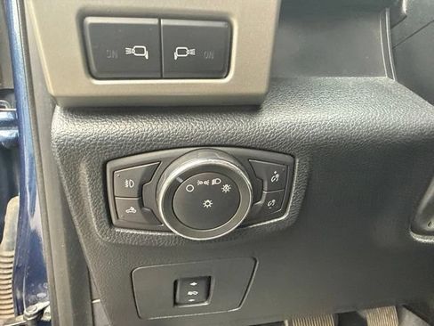 Used 2016 Ford F150 Lariat w/ Equipment Group 502A Luxury AWD/4WD image 22