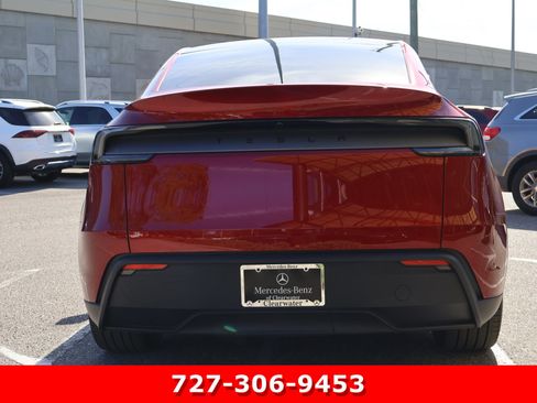 Used 2026 Tesla Model Y image 8