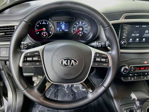 Used 2020 Kia Sorento S AWD/4WD image 11