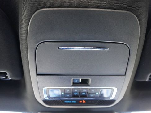 Certified 2022 Ford F150 Platinum w/ Equipment Group 701A High image 18