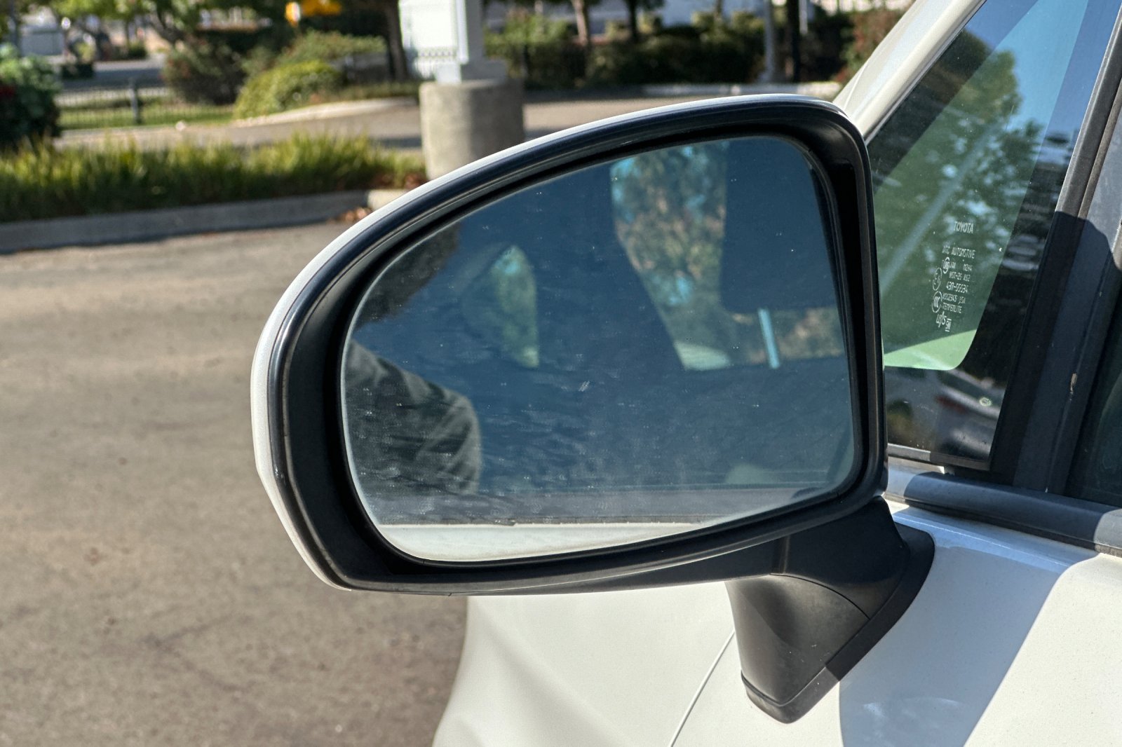 Used 2011 Toyota Prius Three w/ Navigation Pkg FWD image 53