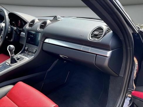 Used 2024 Porsche 718 Cayman S RWD image 26
