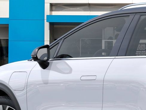 New 2026 Chevrolet Equinox EV LT w/ Convenience Package II AWD/4WD image 16