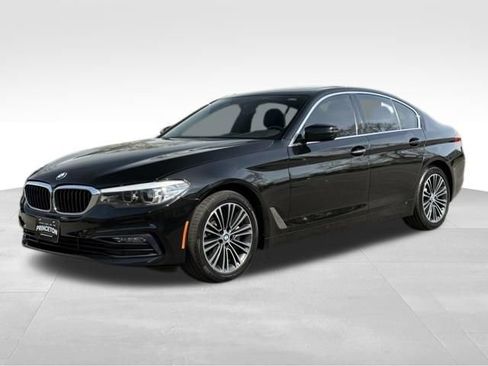 Used 2018 BMW 530i xDrive AWD/4WD image 3