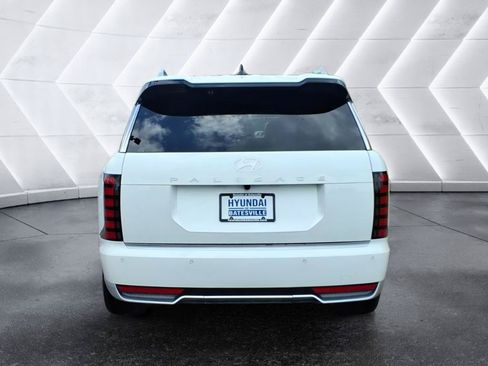 Used 2026 Hyundai Palisade Calligraphy FWD image 4