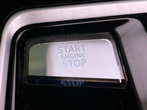 Used 2023 BMW 740i w/ Parking Assistance Package RWD image 35