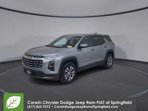 Used 2026 Chevrolet Equinox LT AWD/4WD image 7