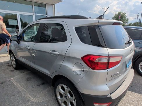 Used 2021 Ford EcoSport SE w/ SE Appearance Package FWD image 4