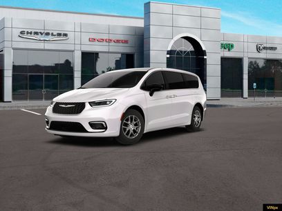 New 2026 Chrysler Pacifica Select