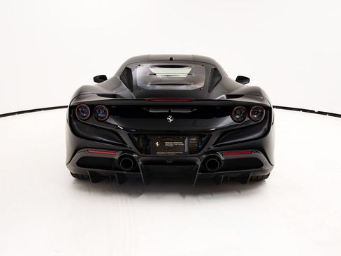 Certified 2020 Ferrari F8 Tributo RWD image 10