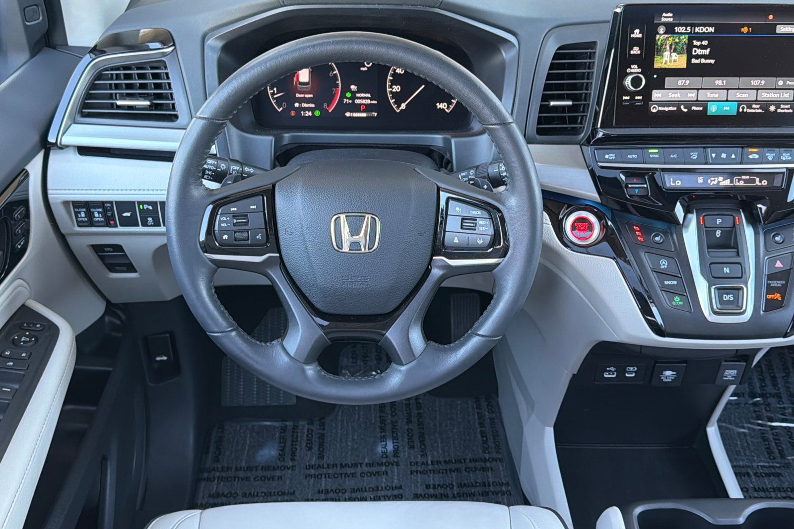 Used 2026 Honda Odyssey Touring image 18
