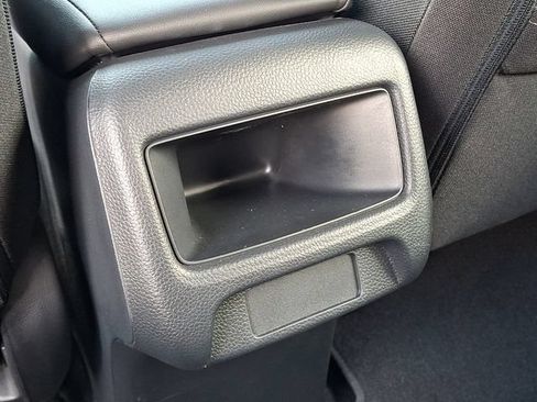 Used 2023 Honda HR-V LX image 11