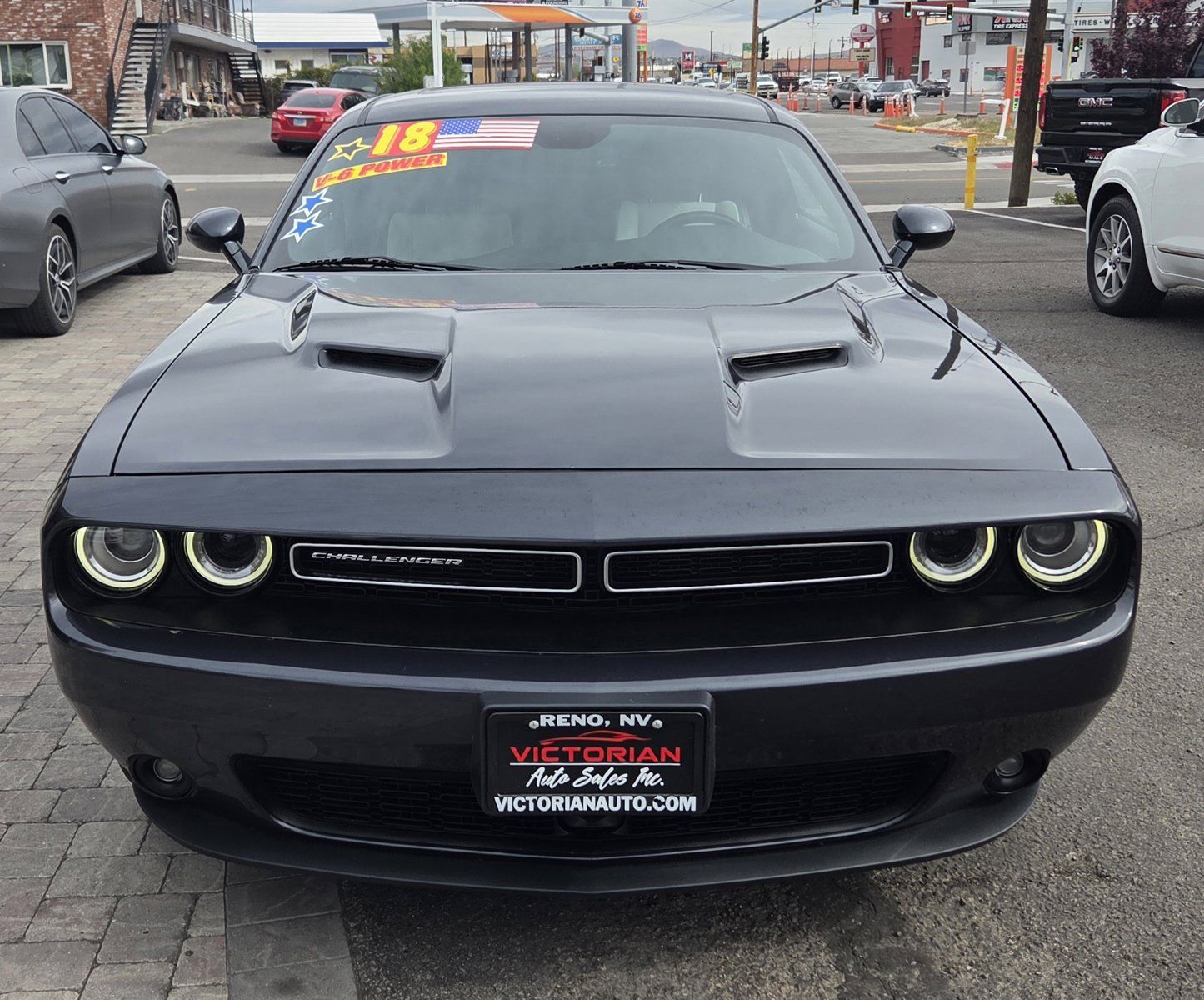 Used 2018 Dodge Challenger SXT Plus RWD image 2