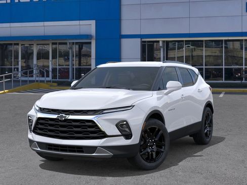 New 2025 Chevrolet Blazer LT w/ Convenience Package image 6