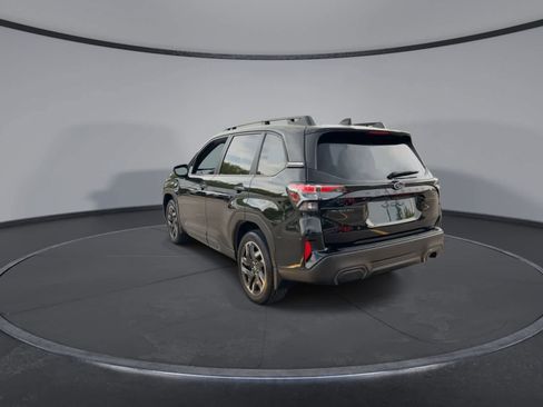 Certified 2025 Subaru Forester Limited AWD/4WD image 6