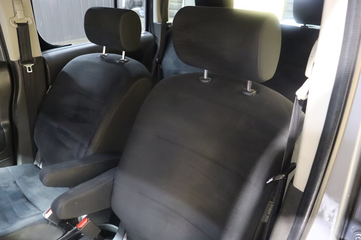 Used 2013 Nissan Cube 1.8 SL w/ SL Preferred Pkg FWD image 32