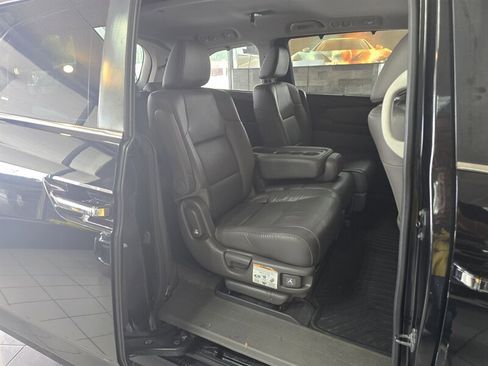 Used 2017 Honda Odyssey EX-L image 16