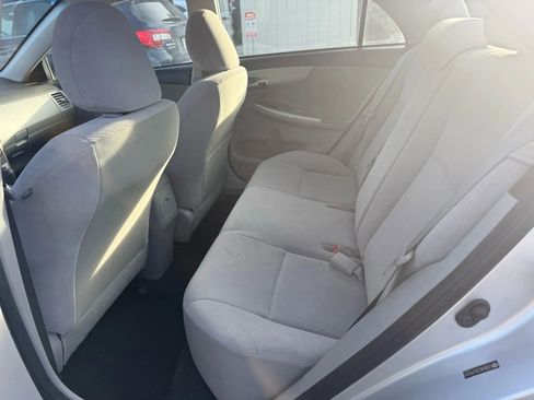 Used 2011 Toyota Corolla S image 13
