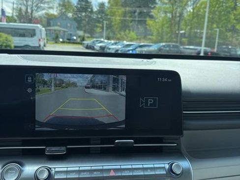 Used 2024 Hyundai Kona SEL AWD/4WD image 29