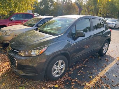 Used 2019 Chevrolet Trax LS w/ Tint and Cruise Package